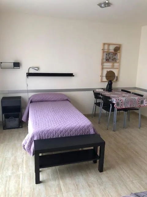 Apartamentos Sol Center Lloret リョレート・デ・マル
