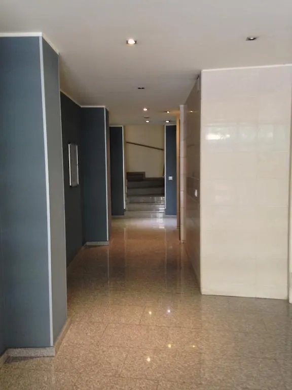 Apartamentos Sol Center Lloret リョレート・デ・マル 0*,  スペイン